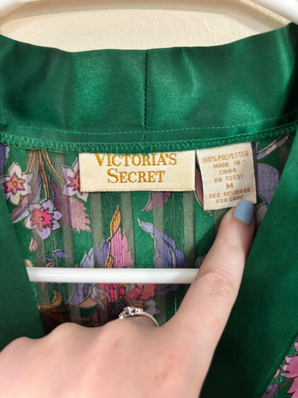 Victoria's Secret GOLD LABEL Green Satin Floral Blouse with Purple Accents - Picture 5 of 5